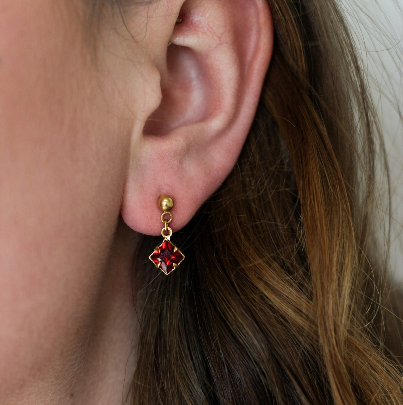 *New* Ivy studs - Ruby red & 18k gold plated