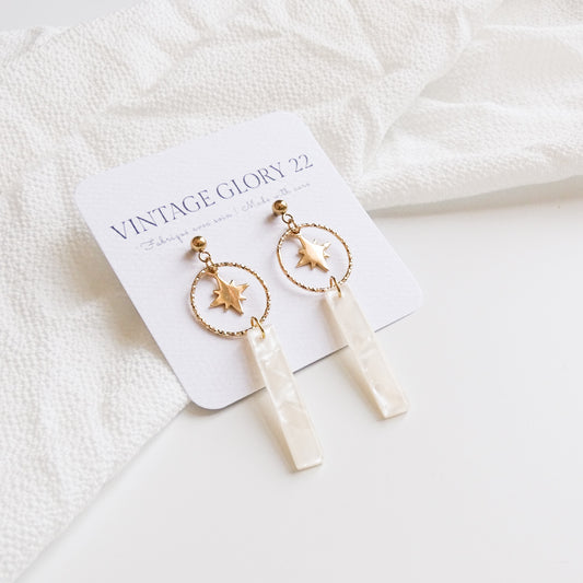 Venus earrings - Cream 18k gold plated (CLEARANCE)