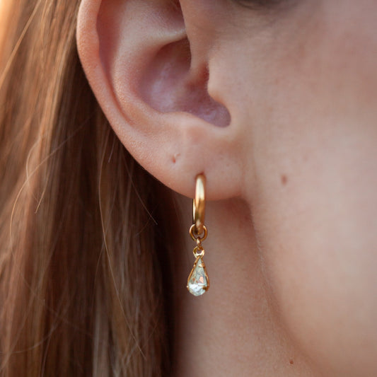 Olivia huggie hoops - 18k gold plated (more colors)