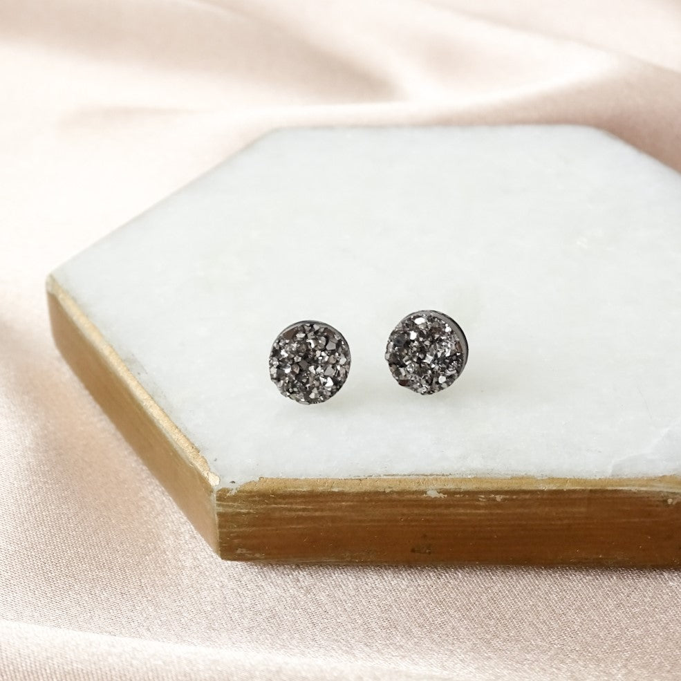 Ember studs - Charcoal