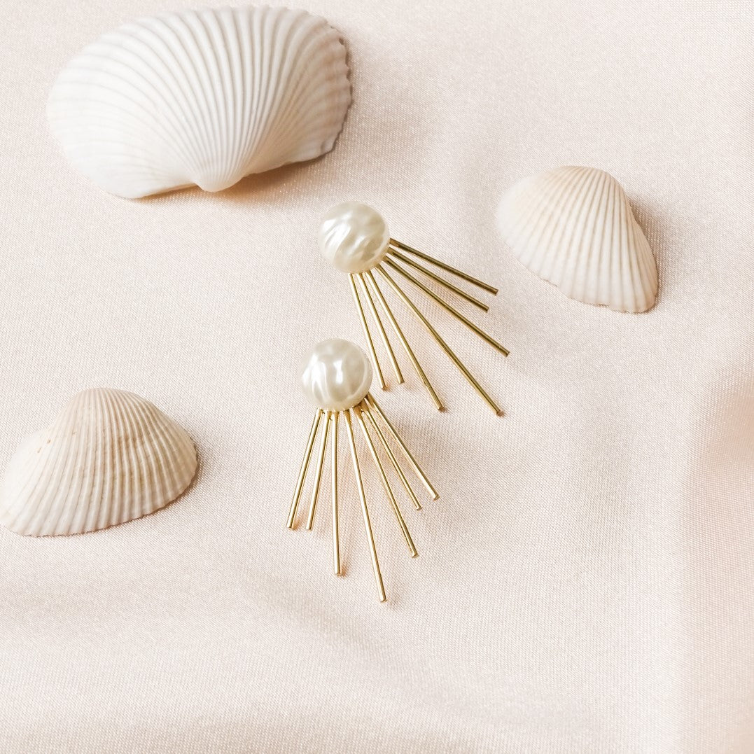 Julia ear jackets - Vintage pearls 18k gold plated