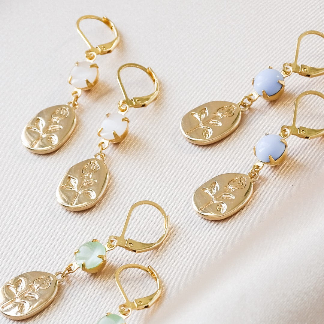 Rosie earrings - Dusty white 18k gold plated