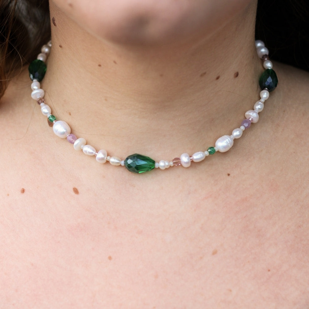 *New* Priscilla pearls & glass evening necklace - Green