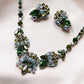 *Trésor vintage* Gustave Sherman extrêmement rare ensemble de boucles d'oreilles et de collier en cristal autrichien tri-couleur vert et bleu années 50(signé)