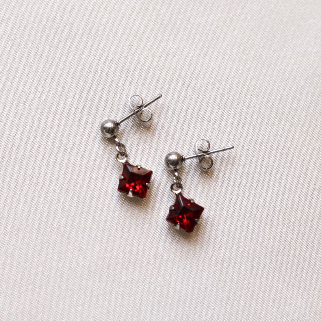 *New* Ivy studs - Ruby red & Stainless steel