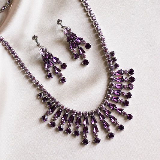 *Trésor vintage* Gustave Sherman rare boucles d'oreilles à vis et collier violet en crystaux(signé)