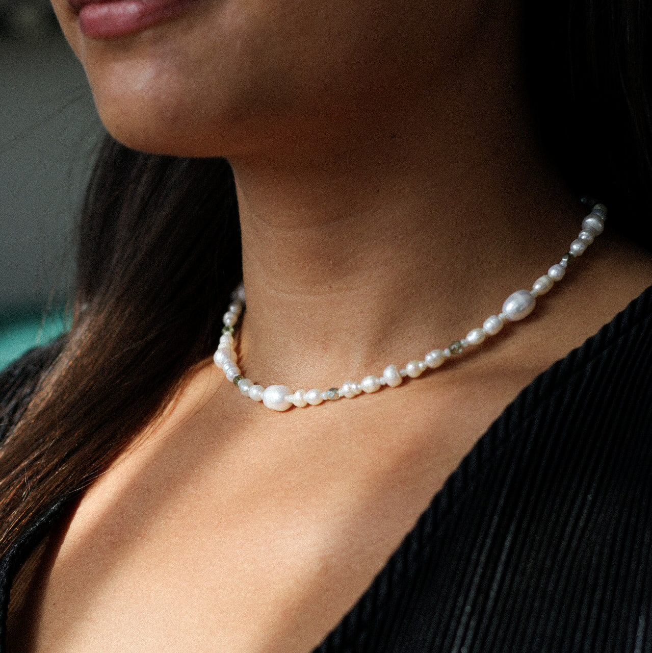 *New* Adele pearls & glass necklace