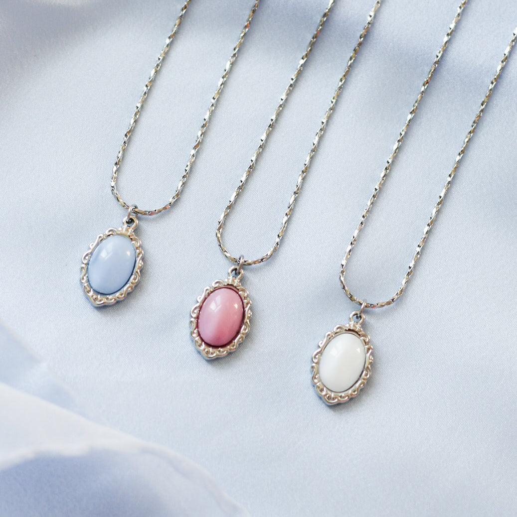 Daphne  cameo necklace - Stainless