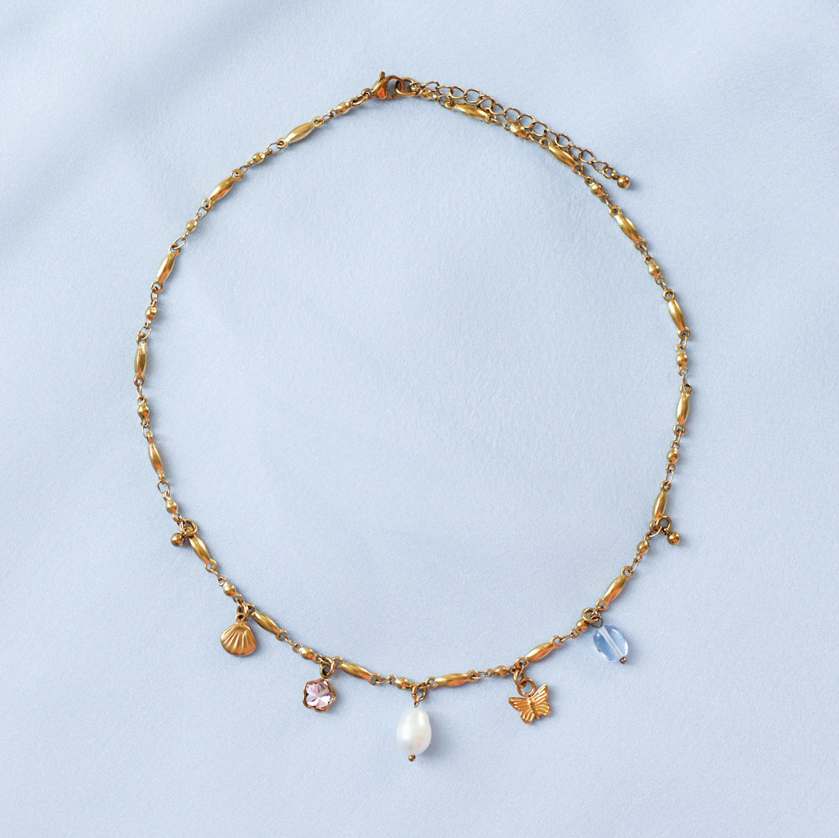 Mariposa charm necklace - 18k gold plated