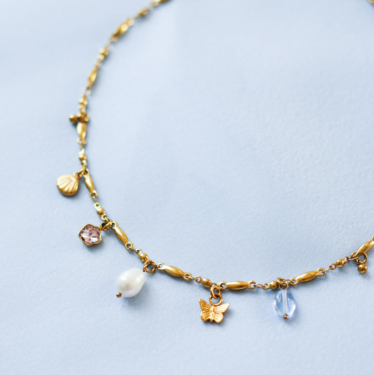 Mariposa charm necklace - 18k gold plated