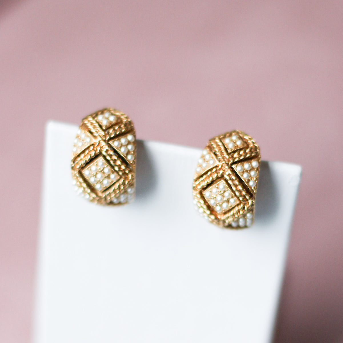 *Trésor vintage* Boucles d'oreilles clip-on géométriques plaquées or designer torontois D'Orlan 1980 - TEL QUEL